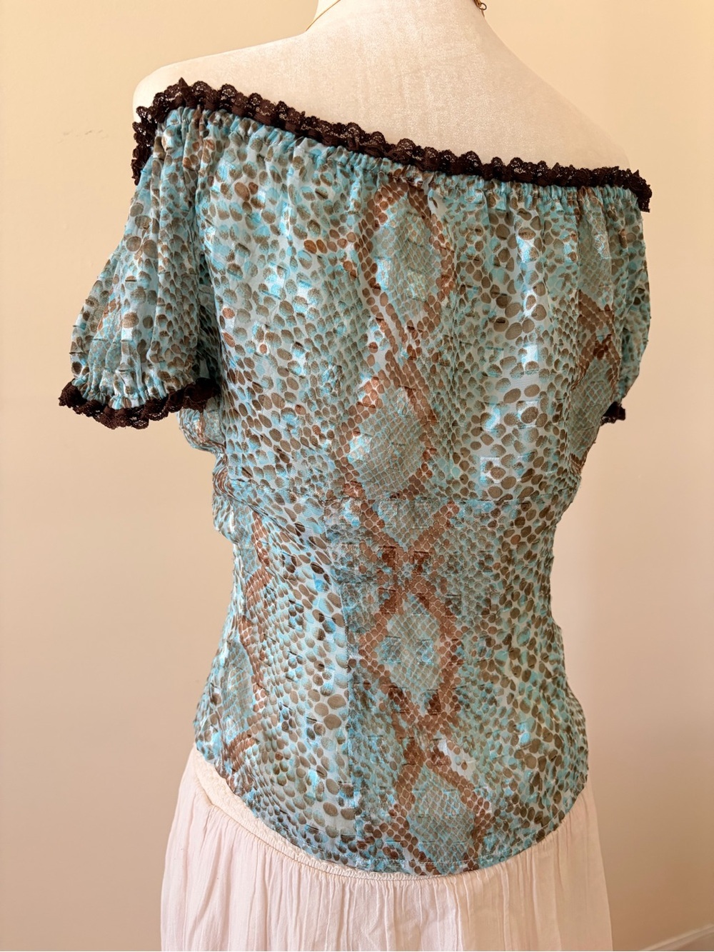 Vintage Peasant Snake Print Top in Turquoise - Picture 4 of 4